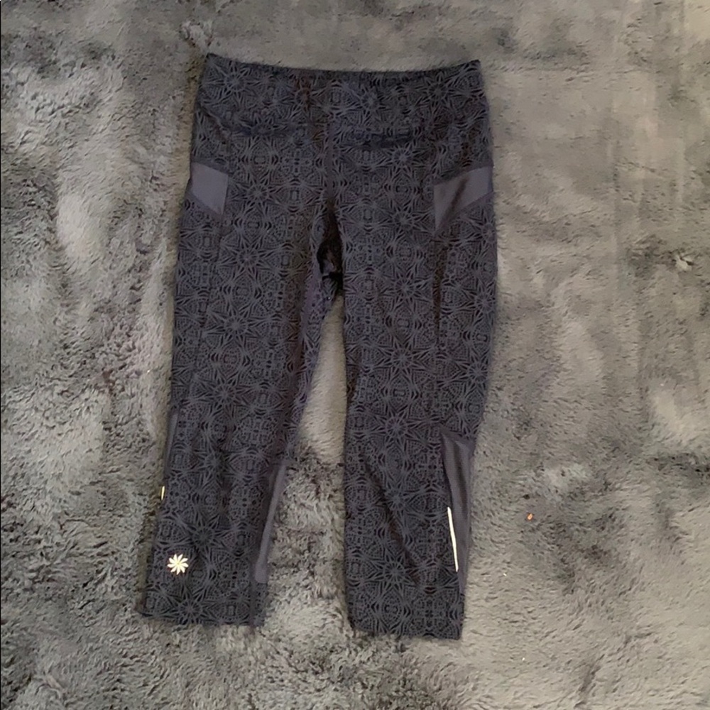 Athleta 3/4 length leggings